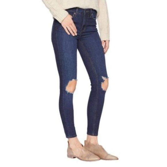 Free People Women Denim Cotton Ripped Skinny Jeans Stretch Dark Blue Size 24 NWT - Picture 2 of 4